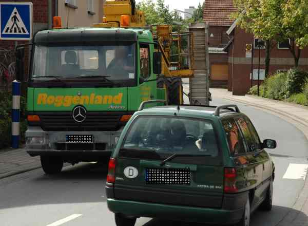 Immer stärker wurde in den letzten Jahren die Verkehrsbelastung auf Everswinkels Nord-Süd-Achse, wie hier auf der Bergstraße